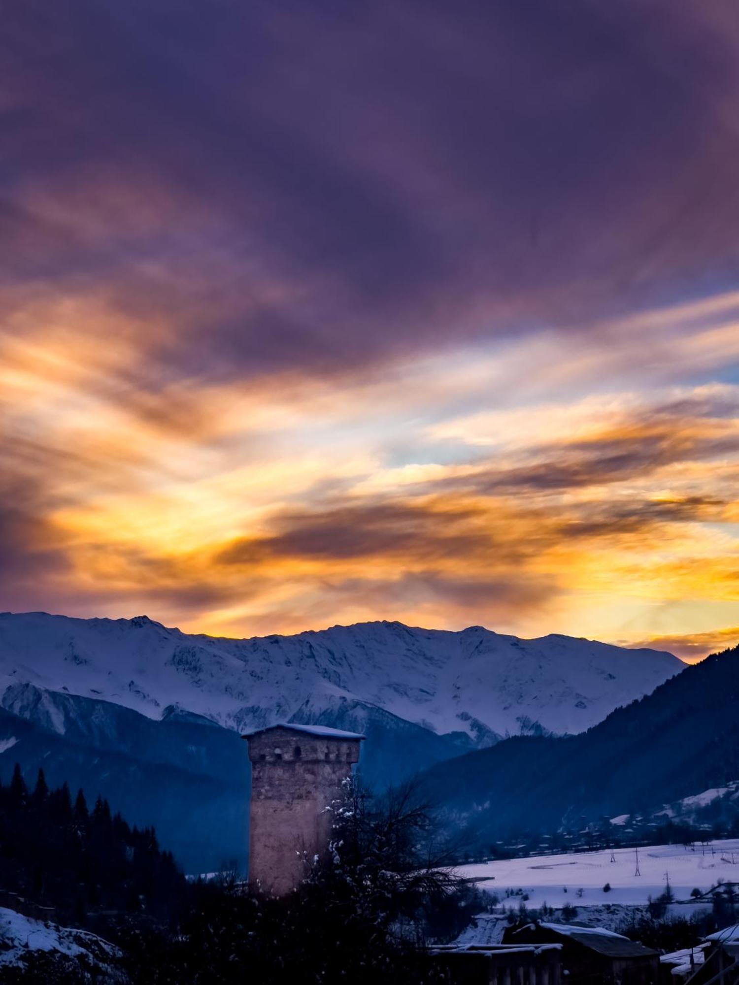 Mestiakhedi Exteriér fotografie